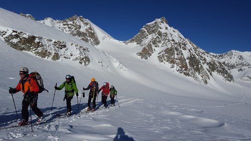 Pyrenees-ski-touring-4